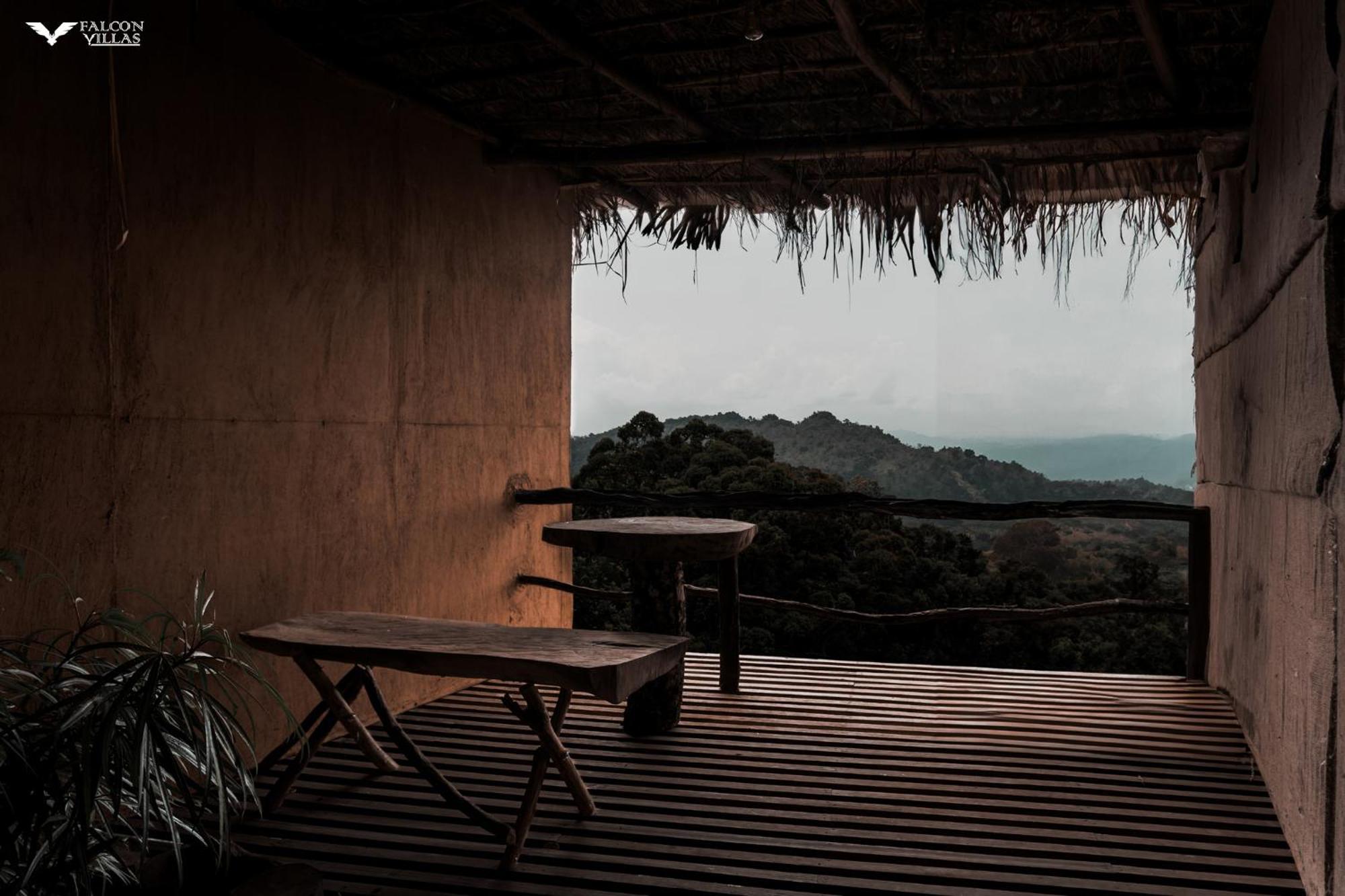 Falcon Villas Lunugala Kamer foto